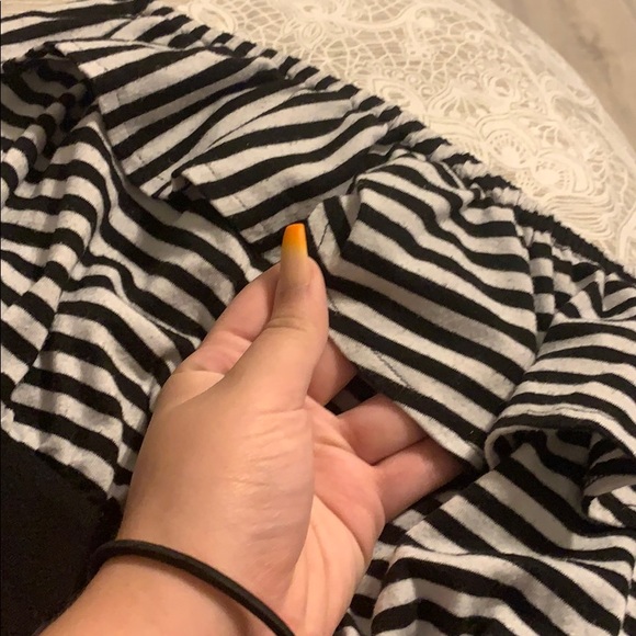 Striped black and white dress - Picture 3 of 5